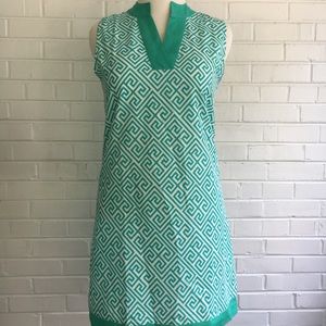 NWT Green & White Greek Key Print Shift Dress